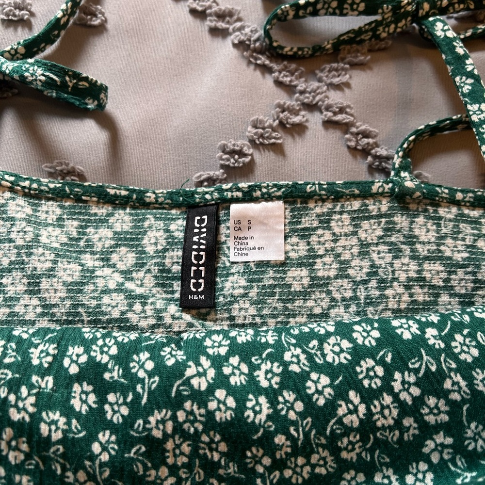 H&M Mini Dress - Picture 3 of 3